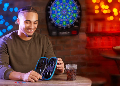 Casemaster Warden Dart Case with Blue Zipper