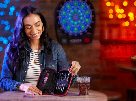 Casemaster Sentinel Dart Case with Red Zipper